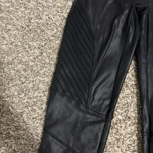 SPANX Faux Leather Moto Leggings - Picture 8 of 9